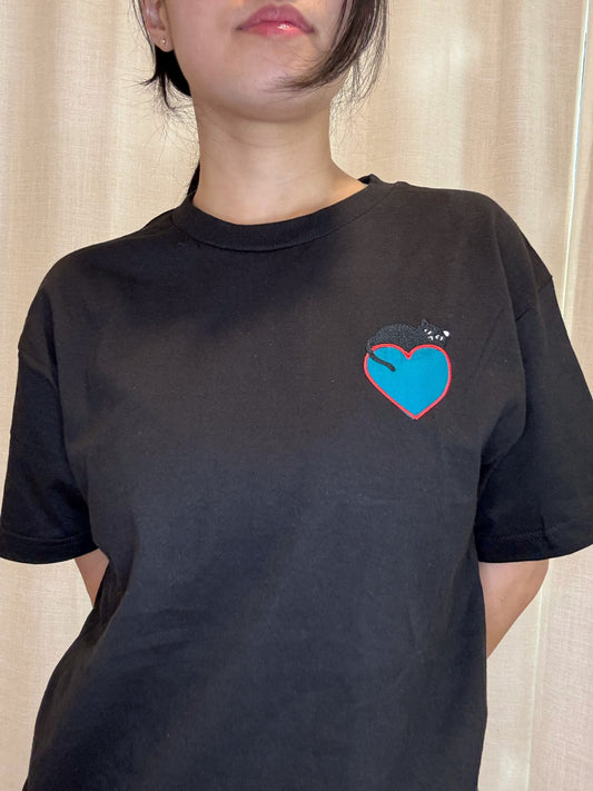 Valentine Cat T-shirt (Black)